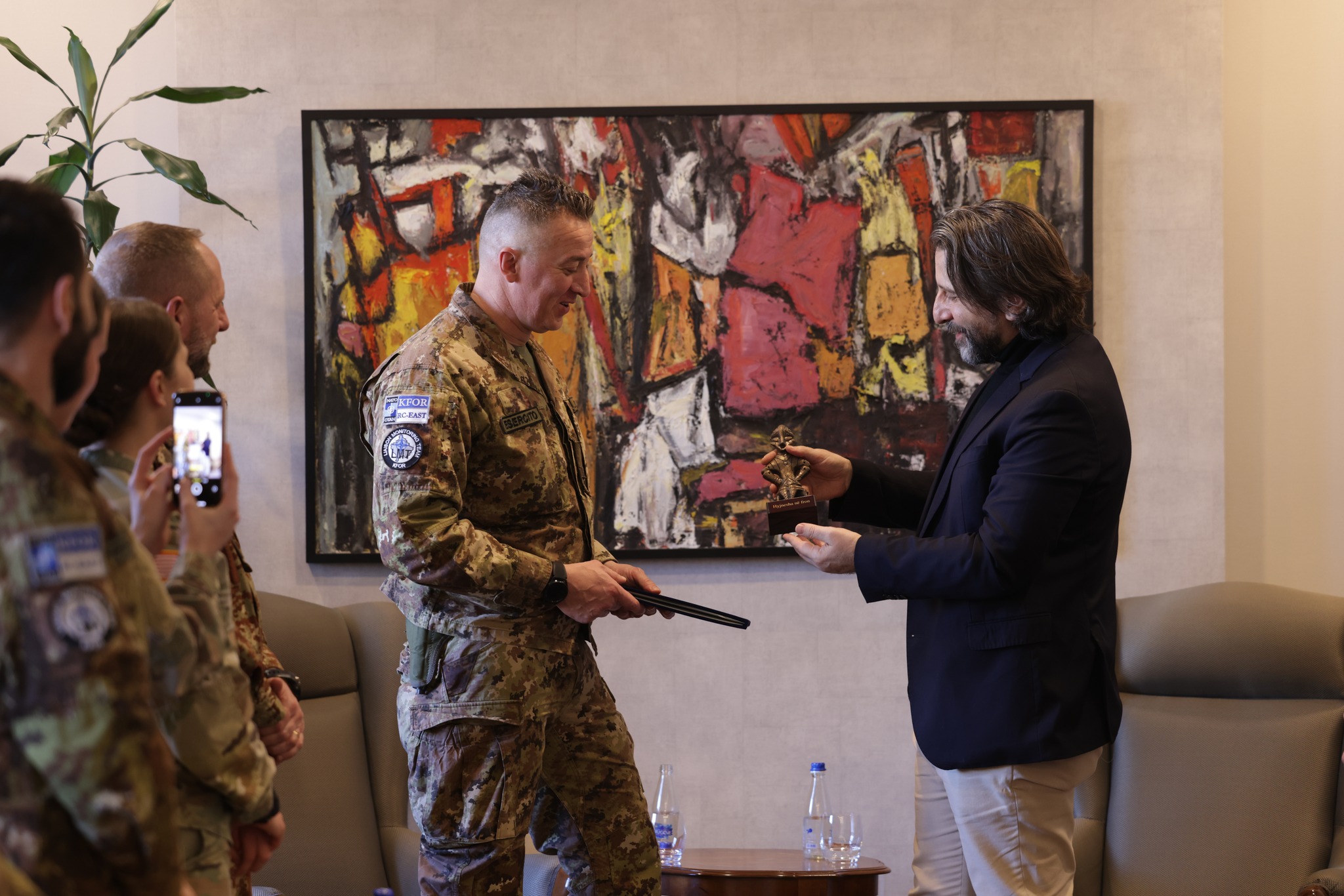 Predsednik Rama odao zahvalnost italijanskom vojniku KFOR-a Fabio Carlone