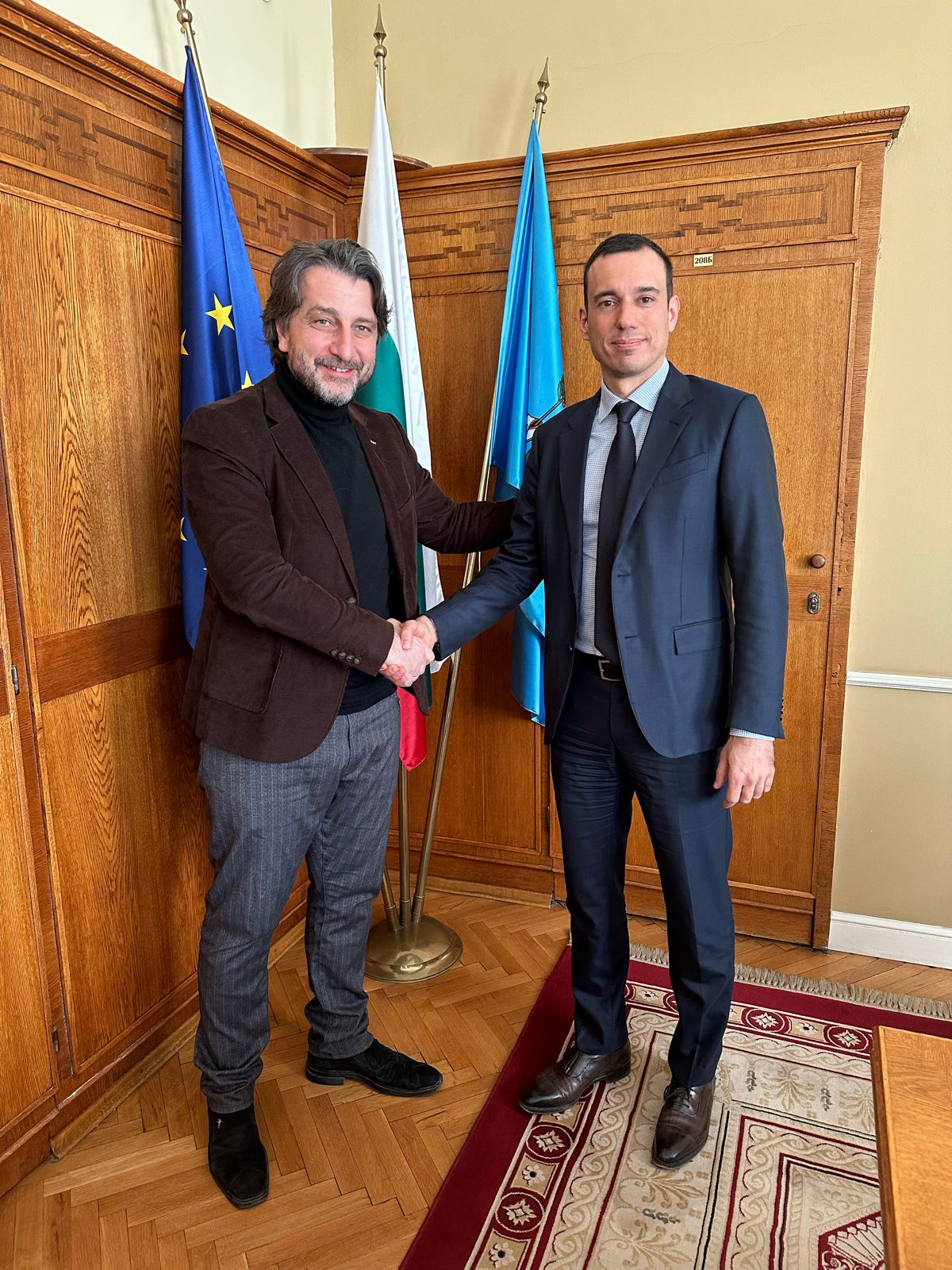 Predsednik glavnog grada, Perparim Rama, boravio je u zvaničnoj poseti Sofiji, Bugarska, gde se sastao sa gradonačelnikom Vassil Terziev