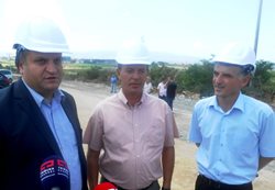 580000 €  investicije na putu Donja Brnjica – Mazgit i Bariljevo – Brežnica