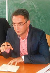 Stanovnici naselja Koljovica” zahtevaju parkove puteve i uličnu rasvetu