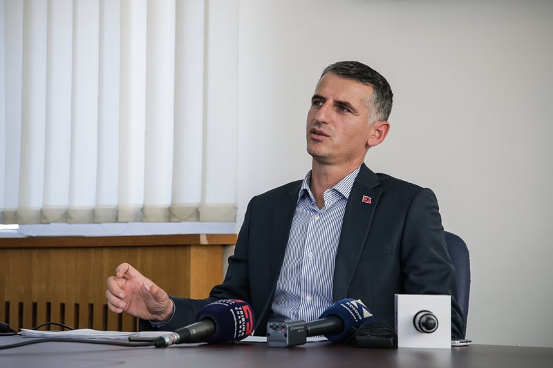 Prishtina me 135 kilometra ndërtim rrugësh gjatë vitit 2015 - Komuna ...